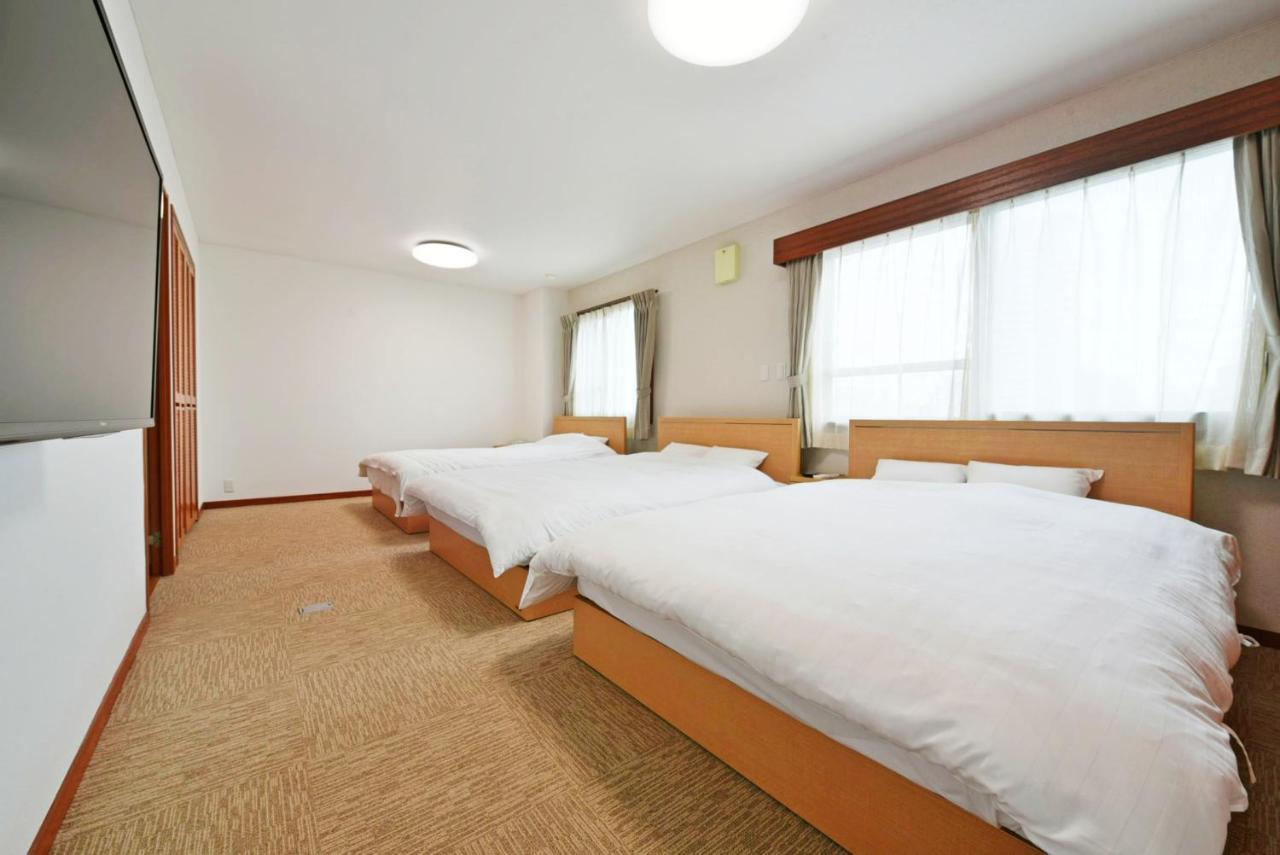 Hostel Pleasure Maruyama Саппоро Экстерьер фото